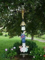 Denkmalgeschütztes Feldkreuz
